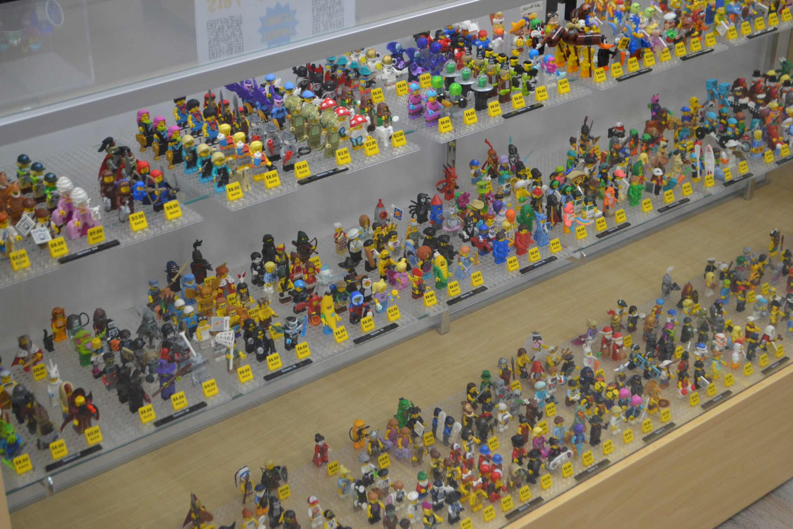 Bricks & Minifigs Opened Its New Fairfield Location