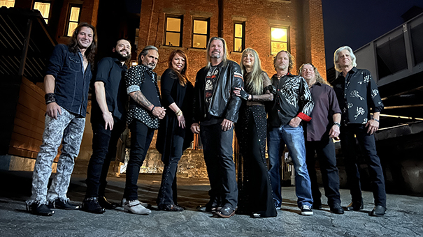 HOLLYWOOD NIGHTS – A BOB SEGER EXPERIENCE